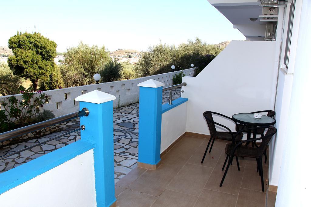 Karavos Hotel Apartments Archangelos  Ruang foto
