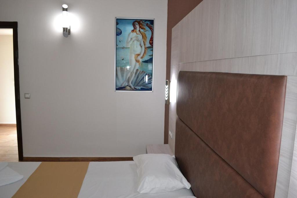 Karavos Hotel Apartments Archangelos  Bagian luar foto